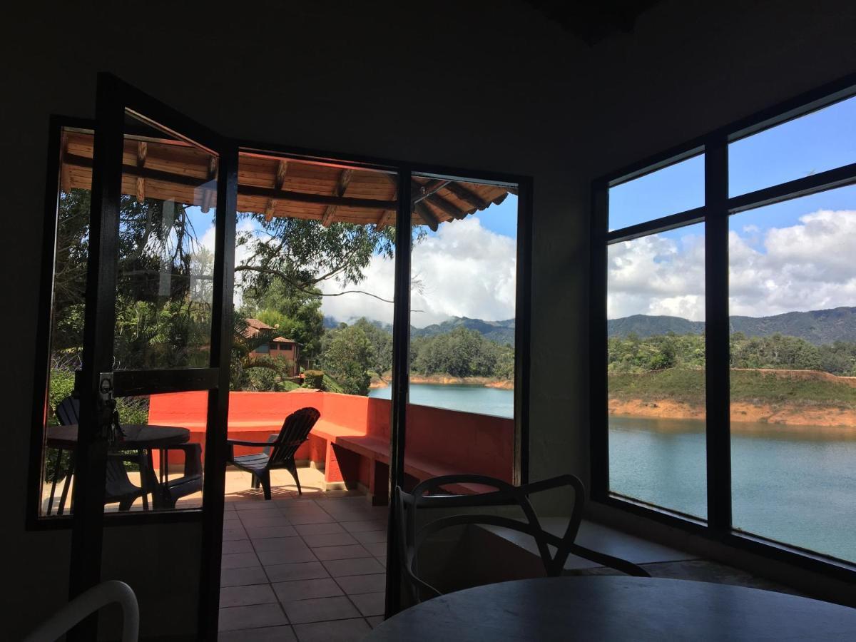 Ecolodge Bahia Del Penon Guatapé Exterior foto